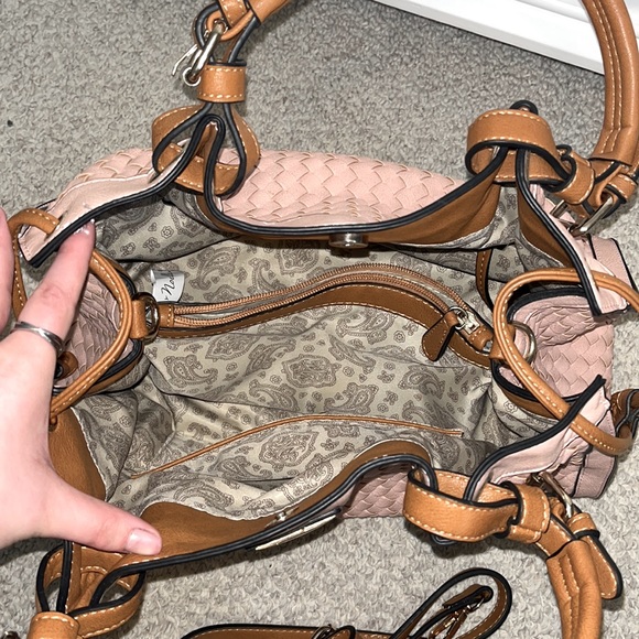 A Simply Noelle Purse - Picture 3 of 4